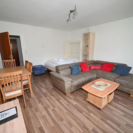 Apartement Karen Top 35 - By Four Seasons Apartments カプルーン エクステリア 写真
